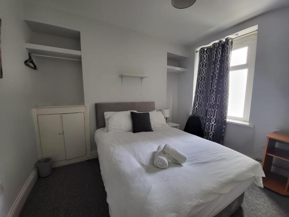 Budget Basic Mount Pleasant Share Facility R2